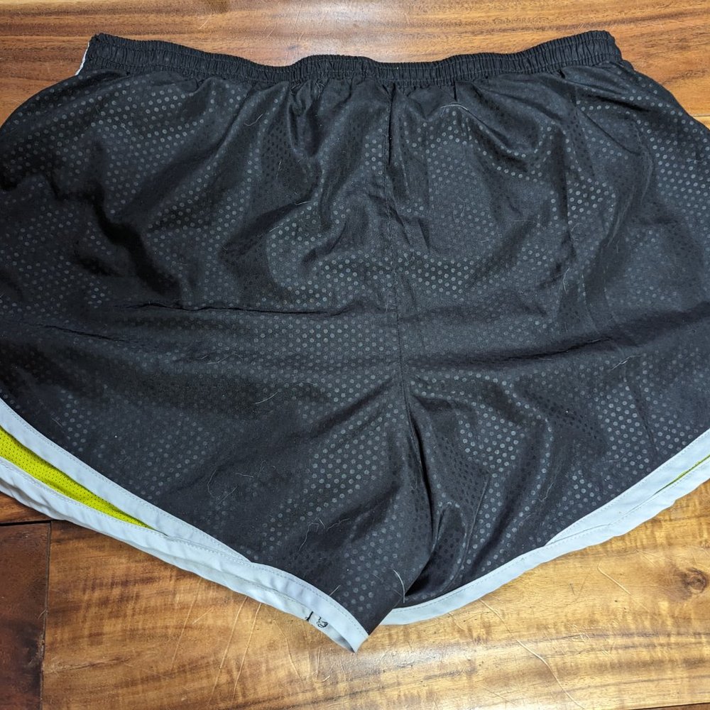 Calvin Klein Performance Quick Dry Running Shorts - Picture 4 of 4